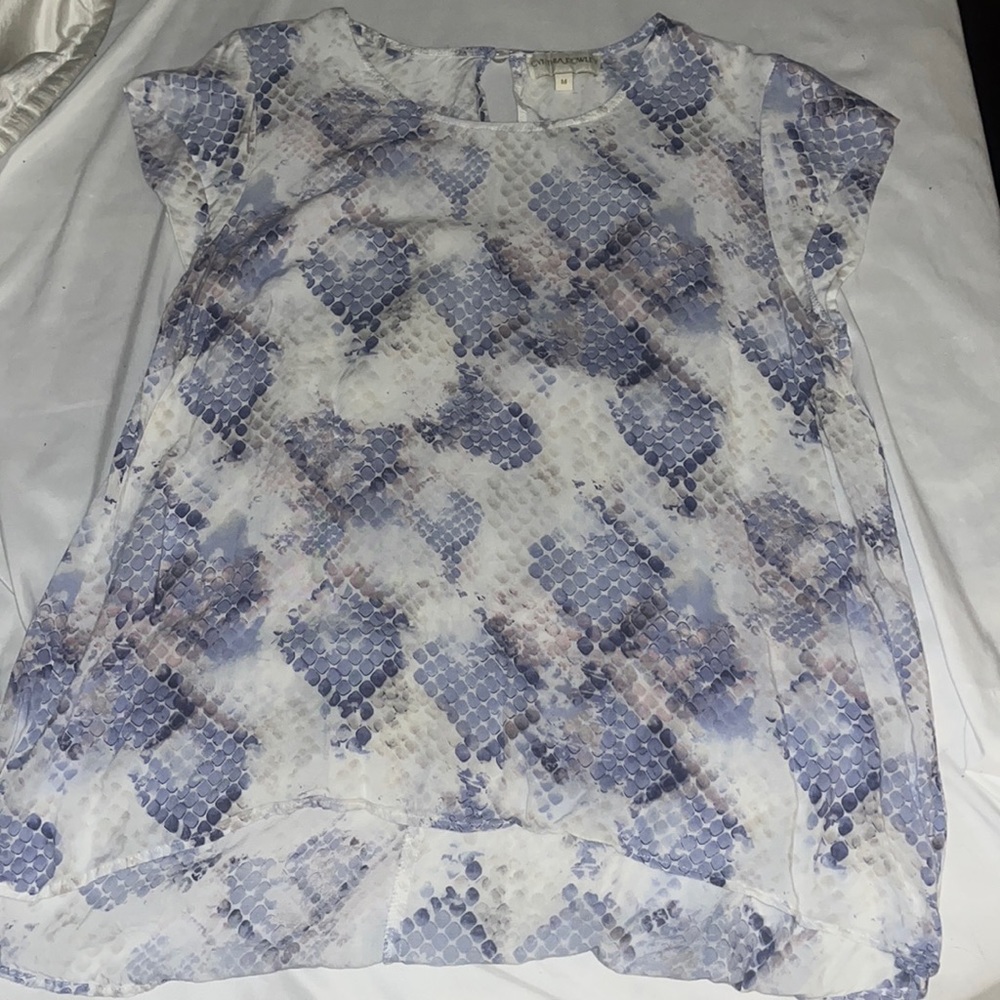 Cynthia Rowley Lavender/White snakeprint blouse